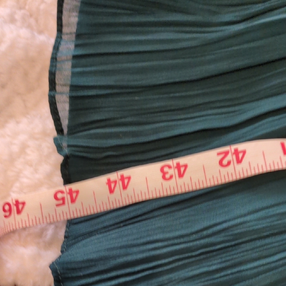 Formal Dress: Deep Green w/Gold Embellishments & Flowy Cape on Modest Sleeveless - Picture 13 of 16